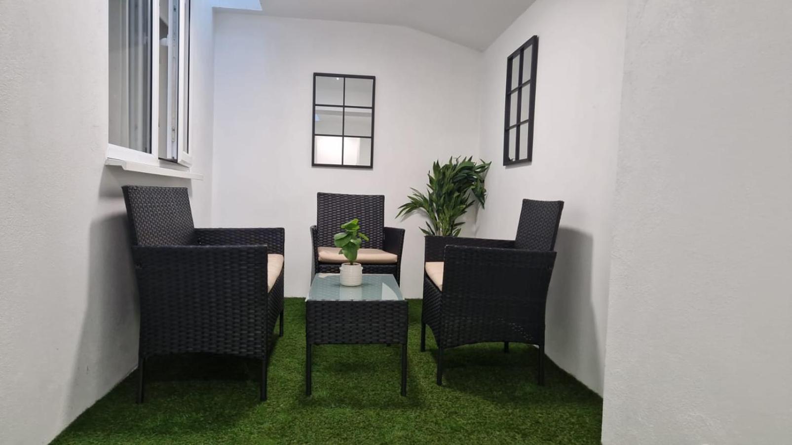1-Bedroom Apartments In Shoreditch, Old Street, Hoxton London Bagian luar foto