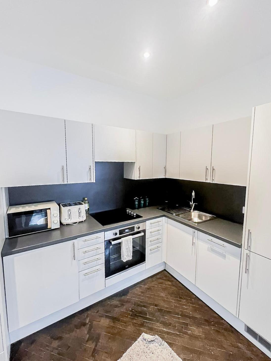 1-Bedroom Apartments In Shoreditch, Old Street, Hoxton London Bagian luar foto