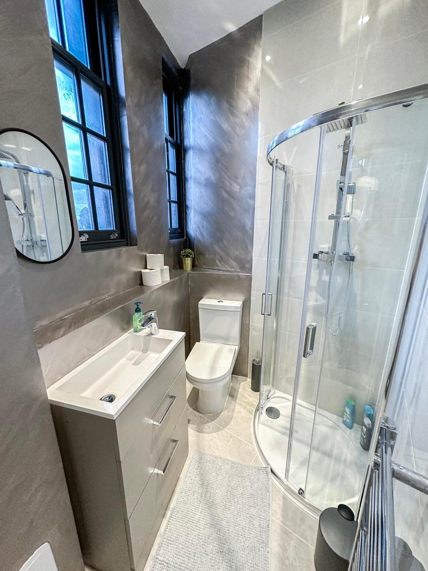 1-Bedroom Apartments In Shoreditch, Old Street, Hoxton London Bagian luar foto