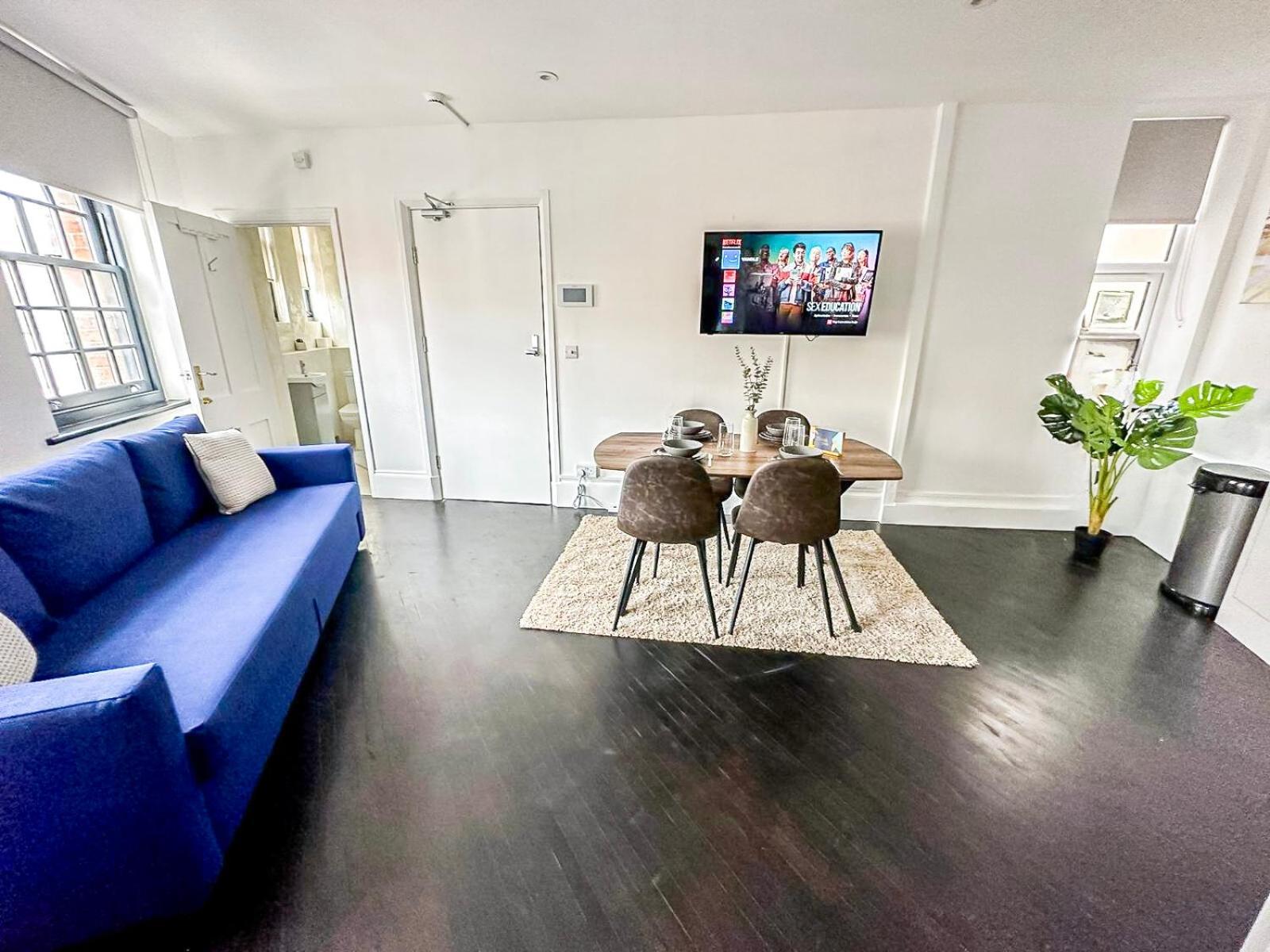 1-Bedroom Apartments In Shoreditch, Old Street, Hoxton London Bagian luar foto